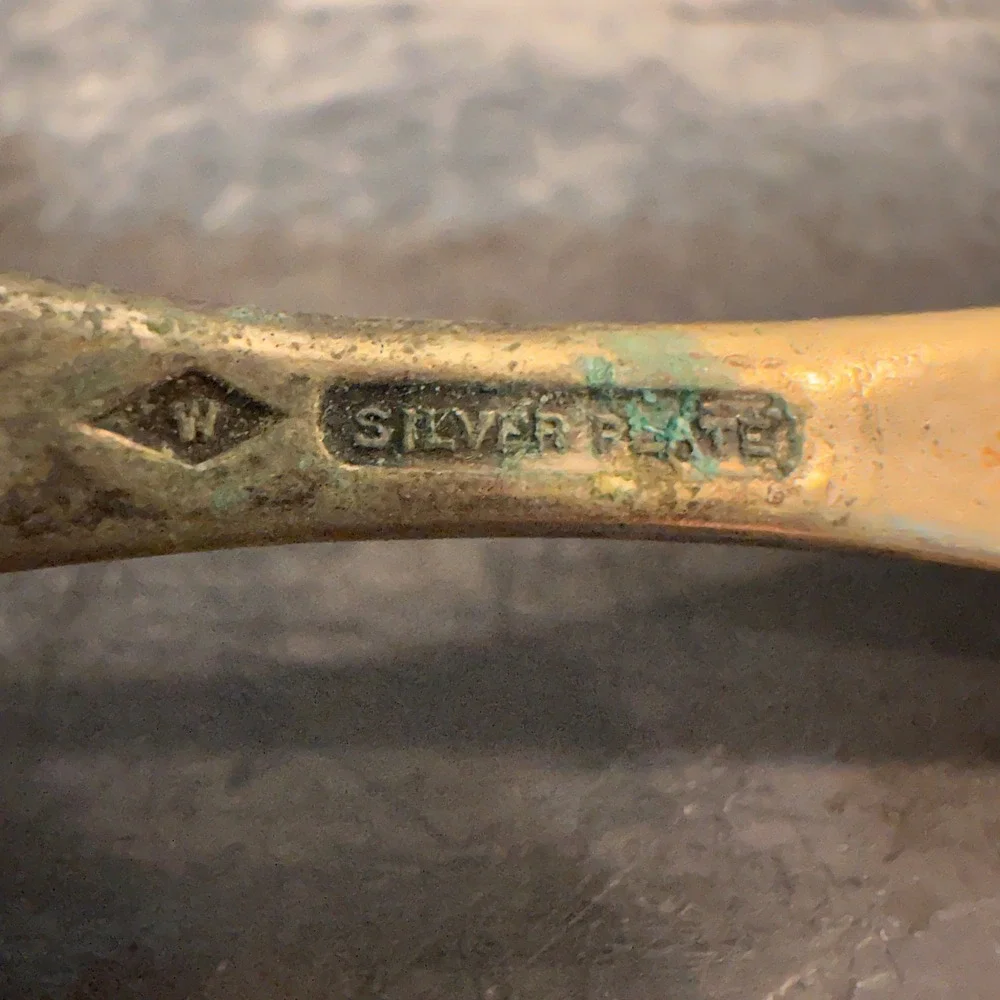 Victorian Silverplate Butter Knife Twisted Handle Ornate Floral Scroll Spreader